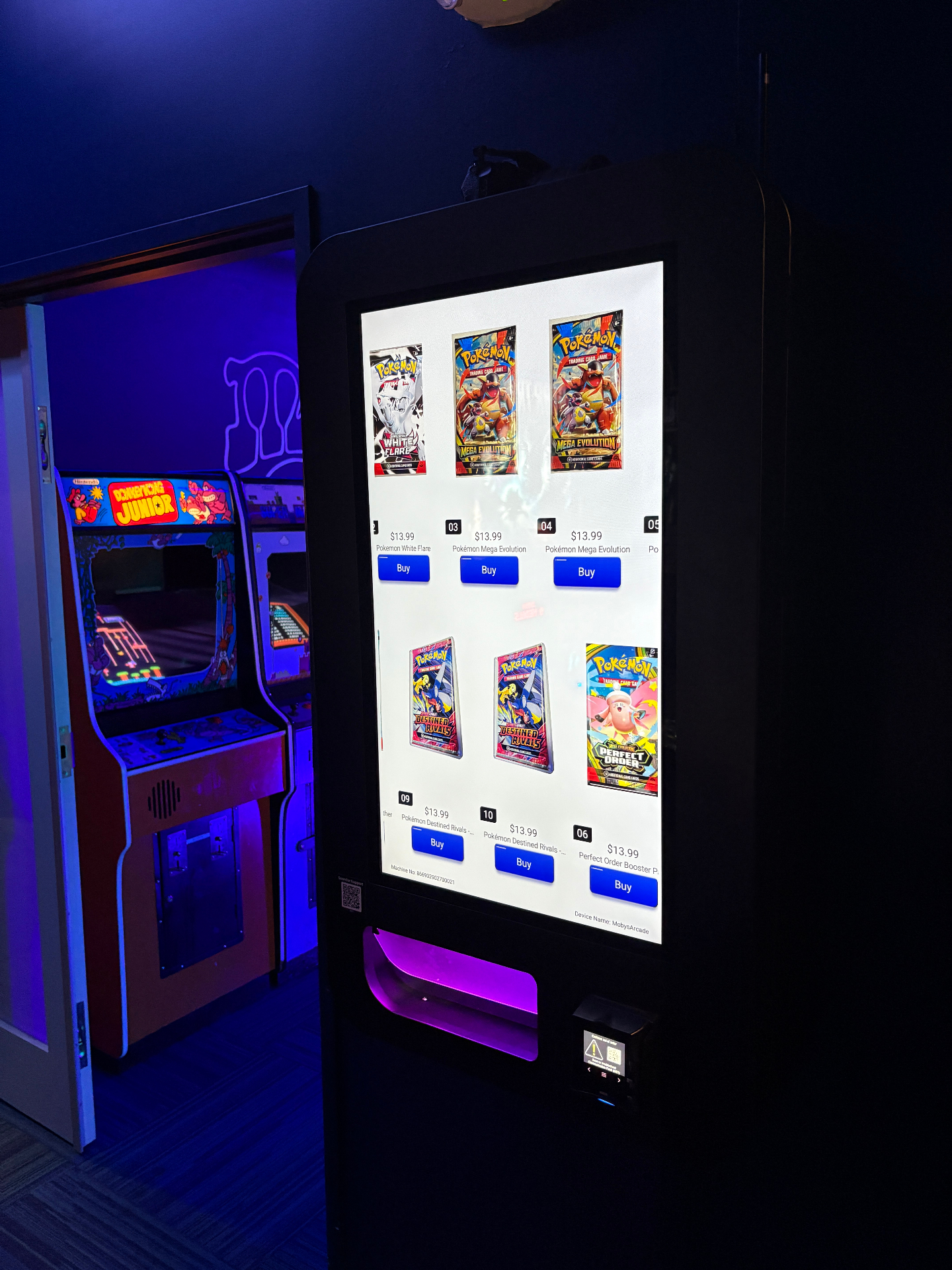 Slim Wall trading card vending machine